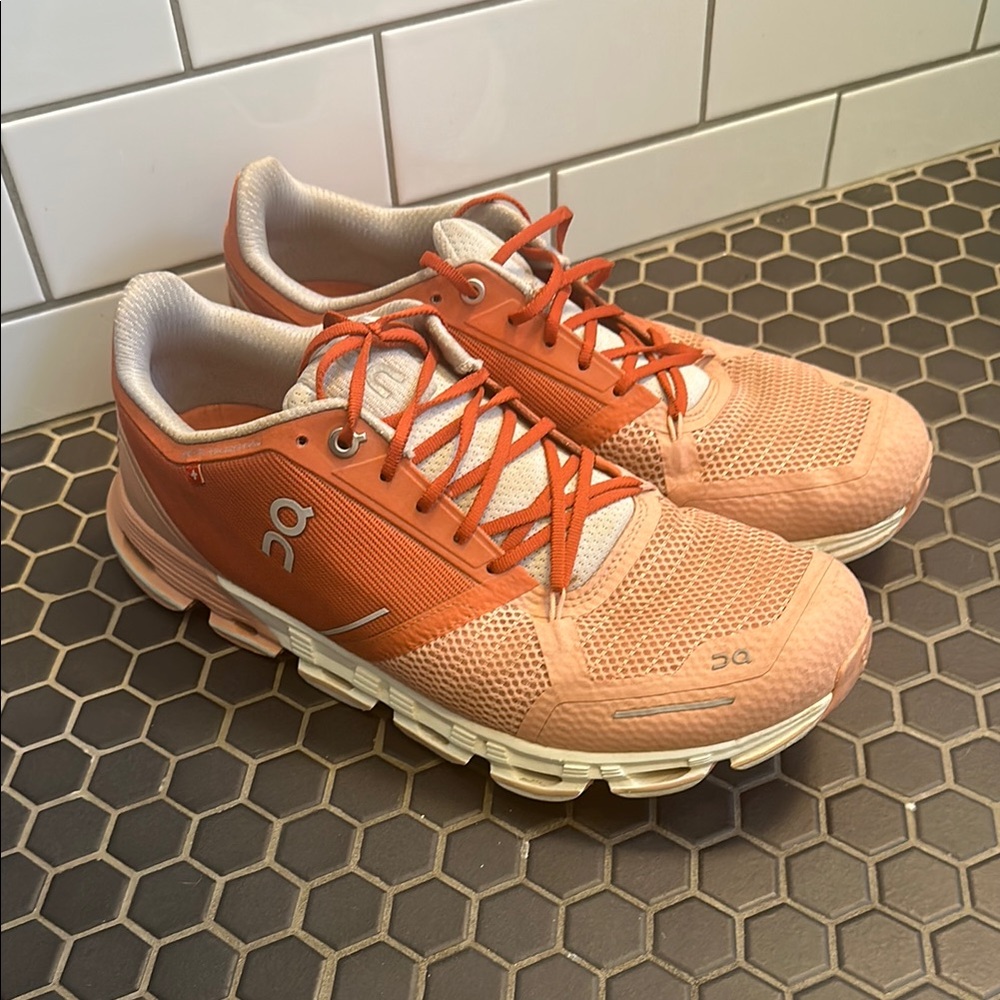 On Women's Cloudflyer Running Shoes Size 11